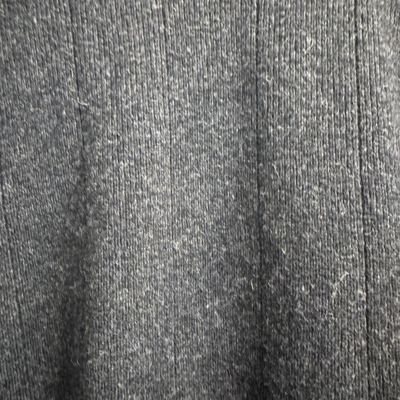 Simons 100% Lambswool  Charcoal Turtleneck Sweater. Ptp 23” lenght 28” - Picture 3 of 7